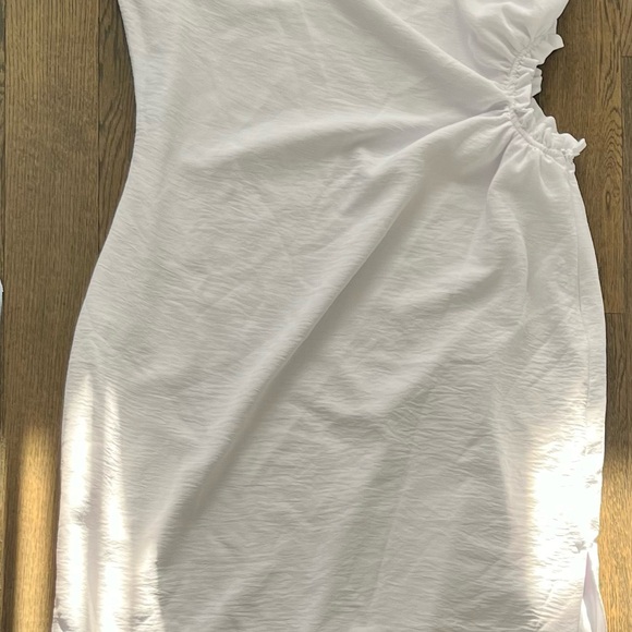 White One Shoulder Dress - Picture 4 of 4